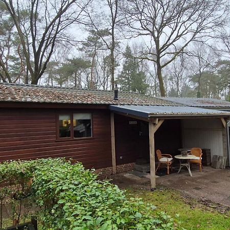 Chalet Hoenderloo Spar Bagian luar foto