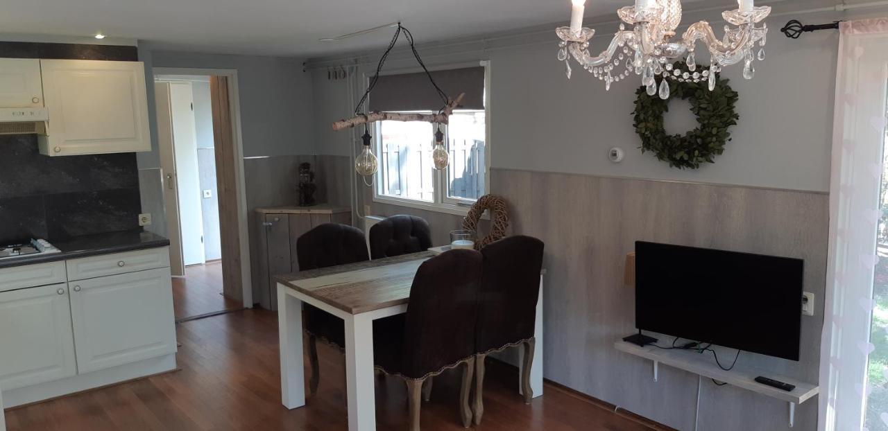 Chalet Hoenderloo Spar Bagian luar foto